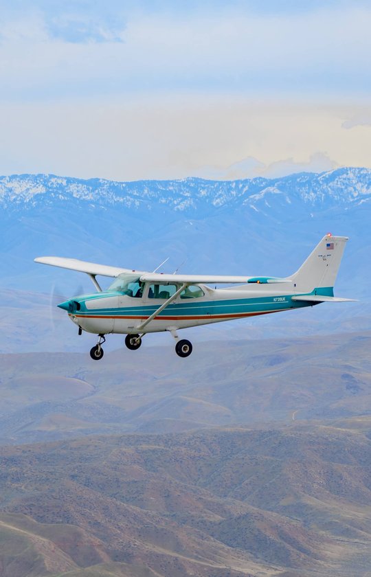 Cessna 172N Skyhawk N739UK